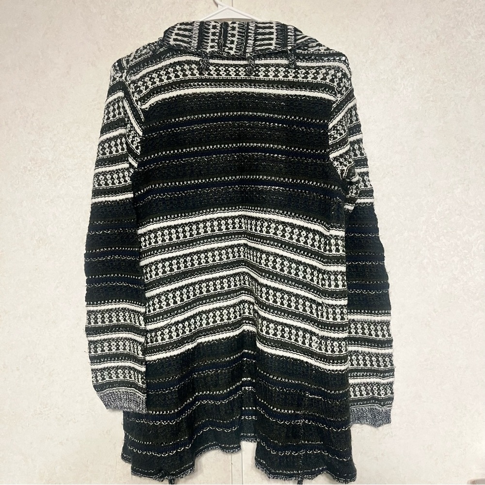 Mystree Monochrome‎ Striped Cardigan - Picture 2 of 4